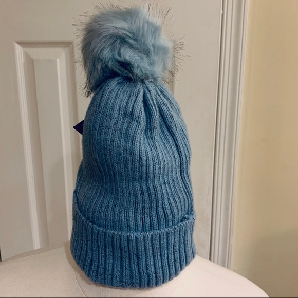 Sale NWT Super Soft Blue Sparkle Pom Beanie - Picture 3 of 4